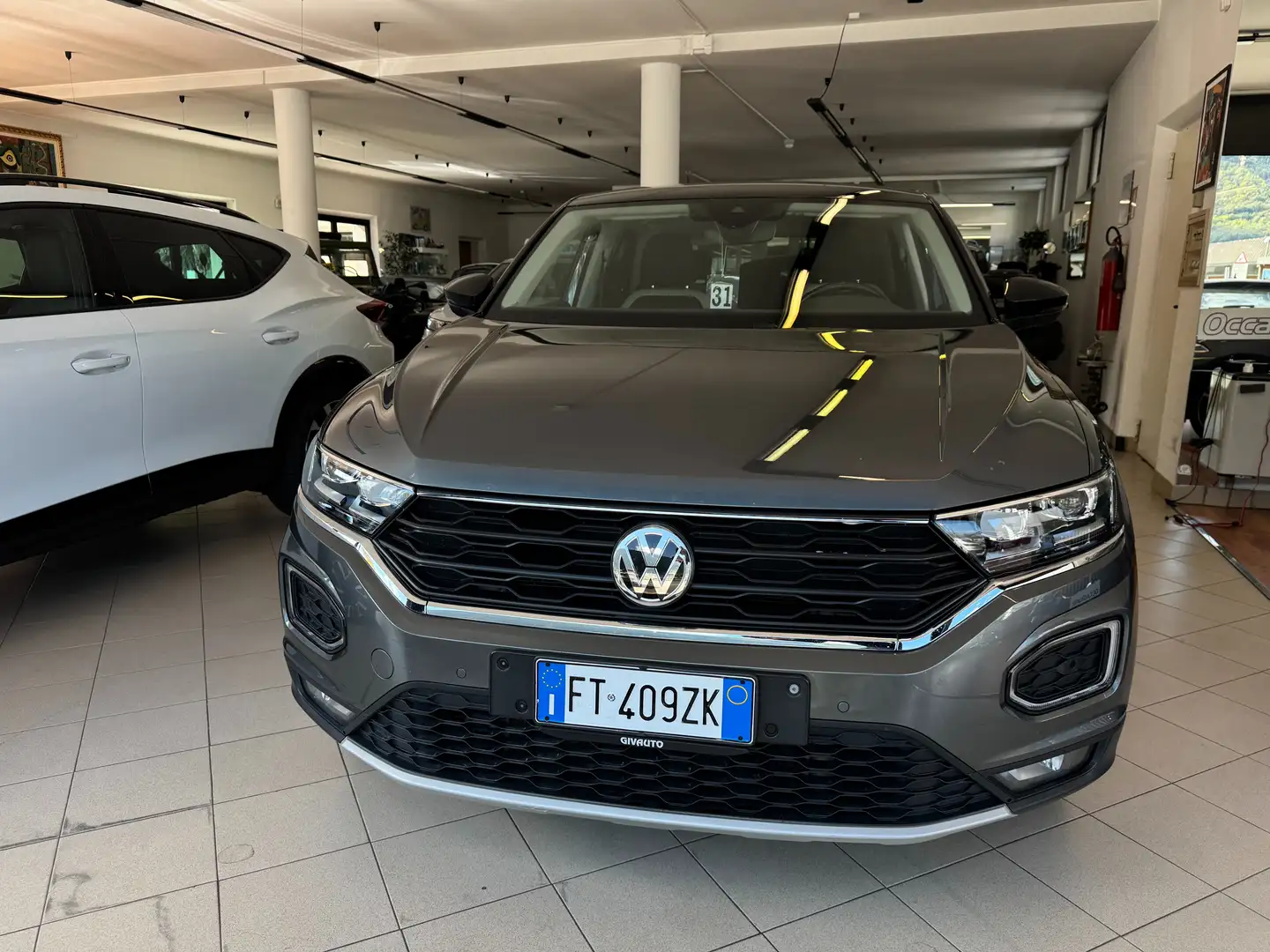 Volkswagen T-Roc 2.0cc 150CV TDI  4motion DSG Grau - 2