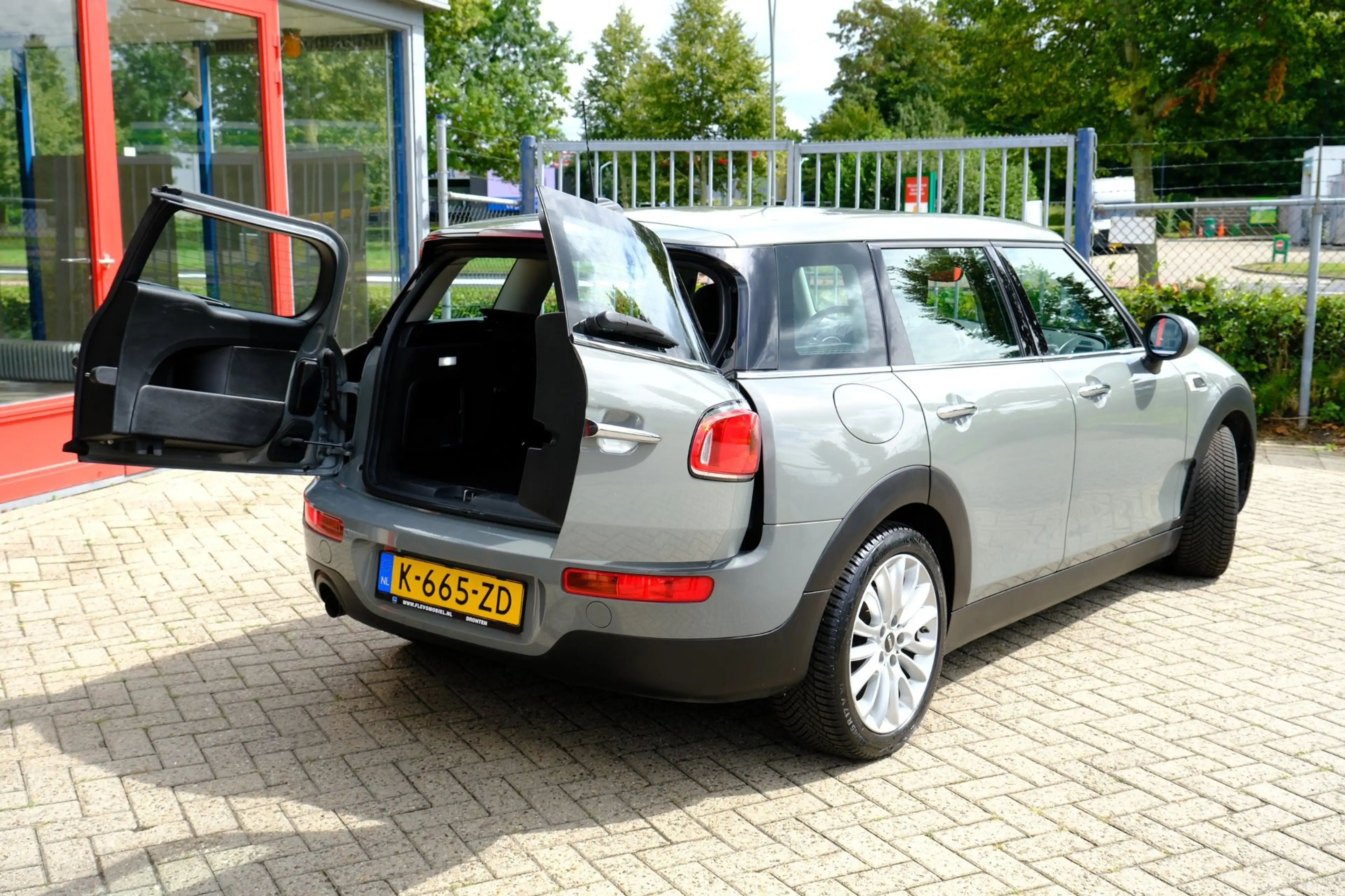 MINI One Clubman 1.5 Chili Clima|LMV — photo 9