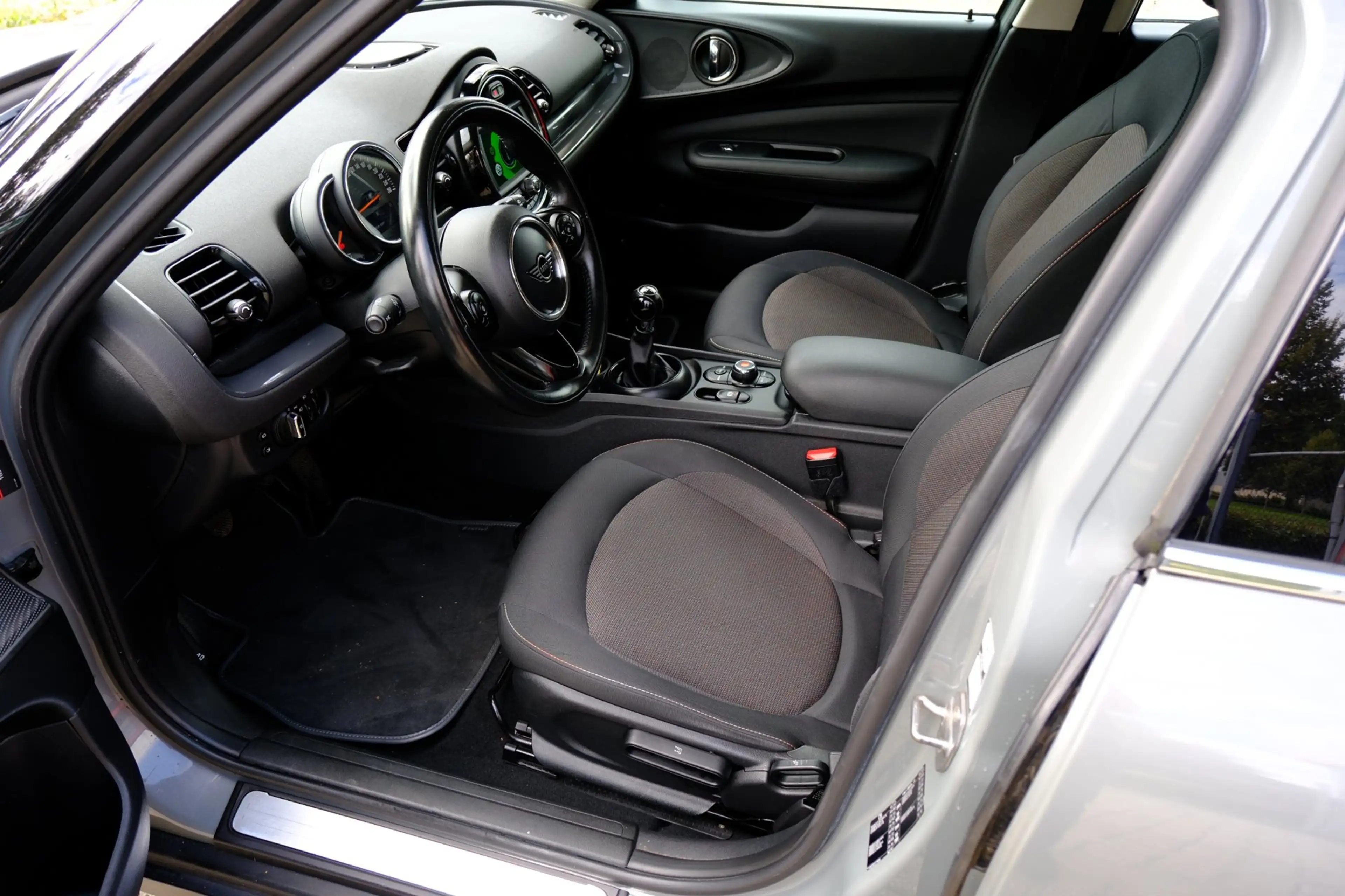 MINI One Clubman 1.5 Chili Clima|LMV — photo 2