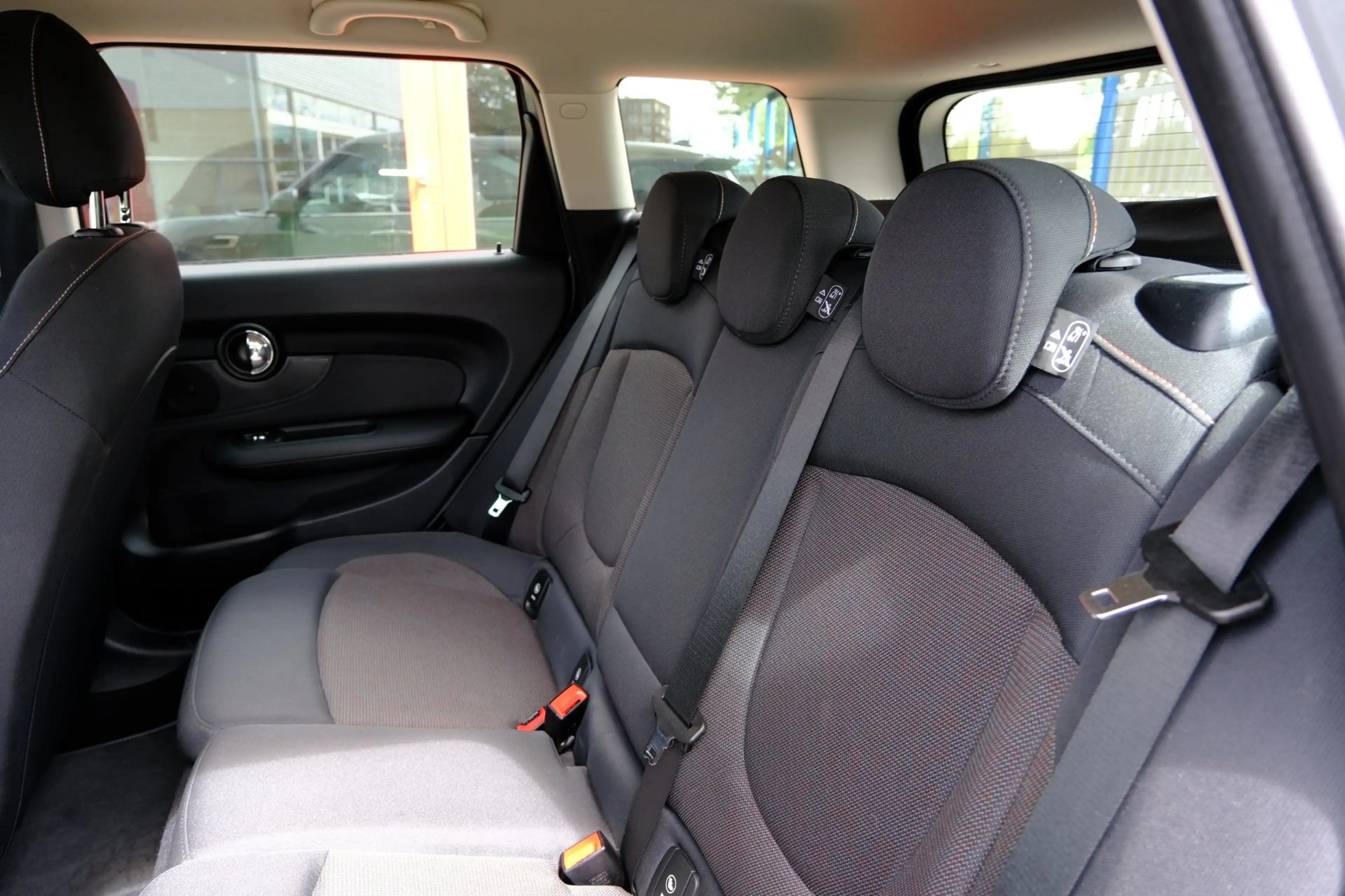 MINI One Clubman 1.5 Chili Clima|LMV — photo 25