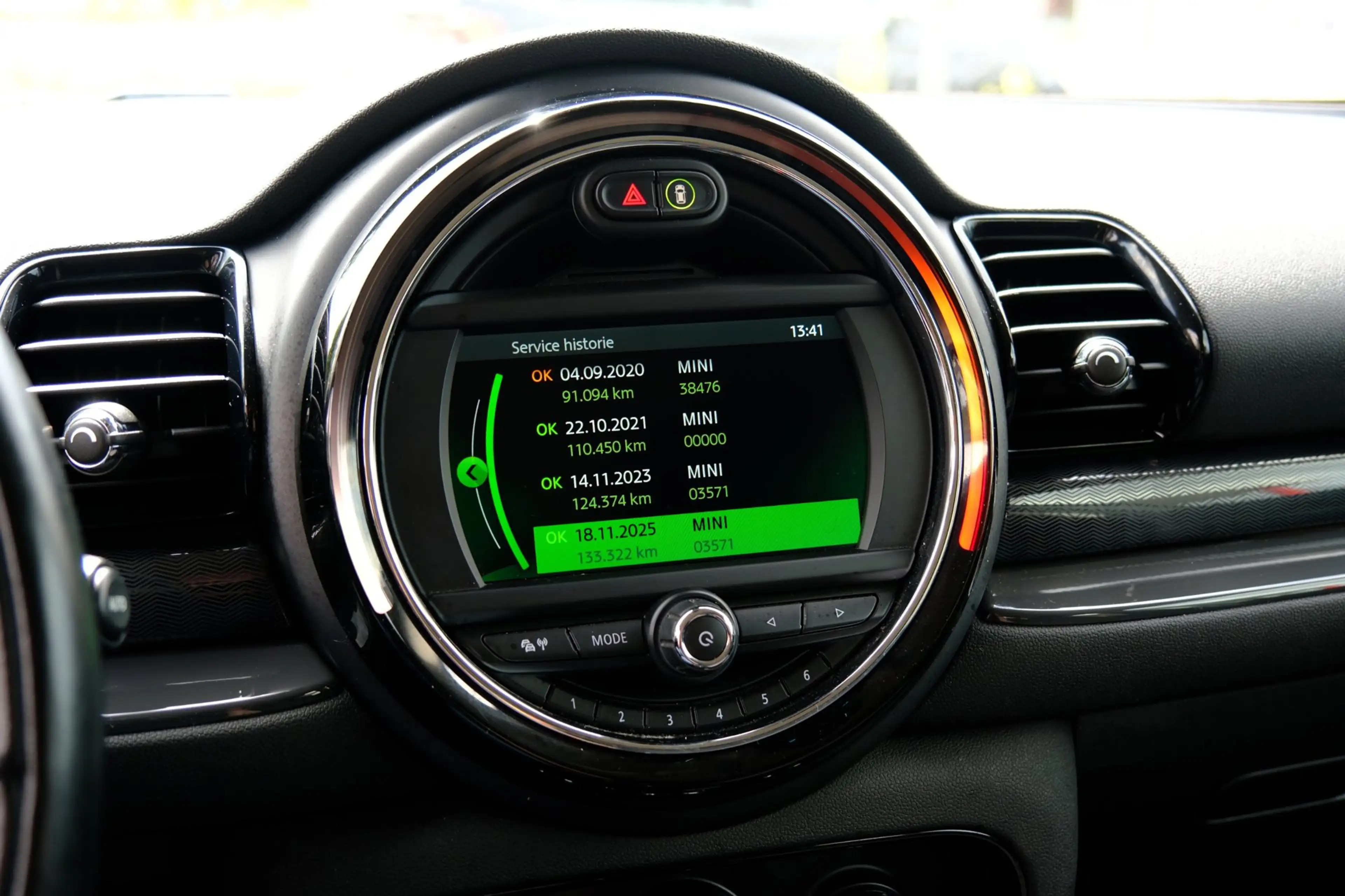 MINI One Clubman 1.5 Chili Clima|LMV — photo 15