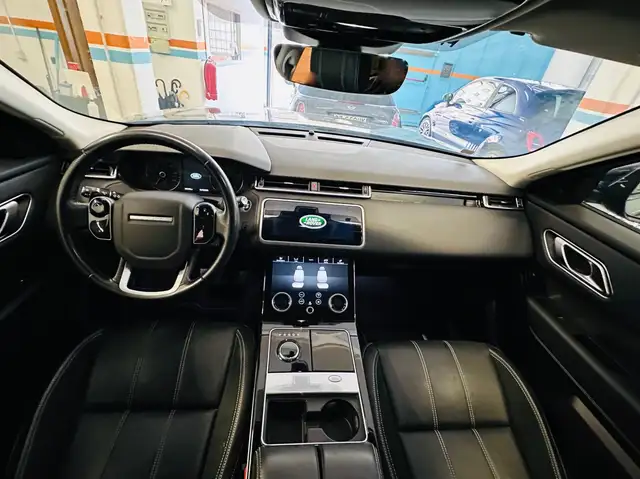 Land Rover Range Rover Velar view 10
