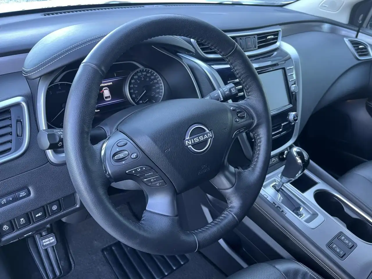 Nissan Murano снимка Nissan Murano