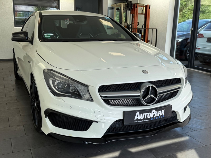 Mercedes-Benz CLA 45 AMG 4Matic — photo 4