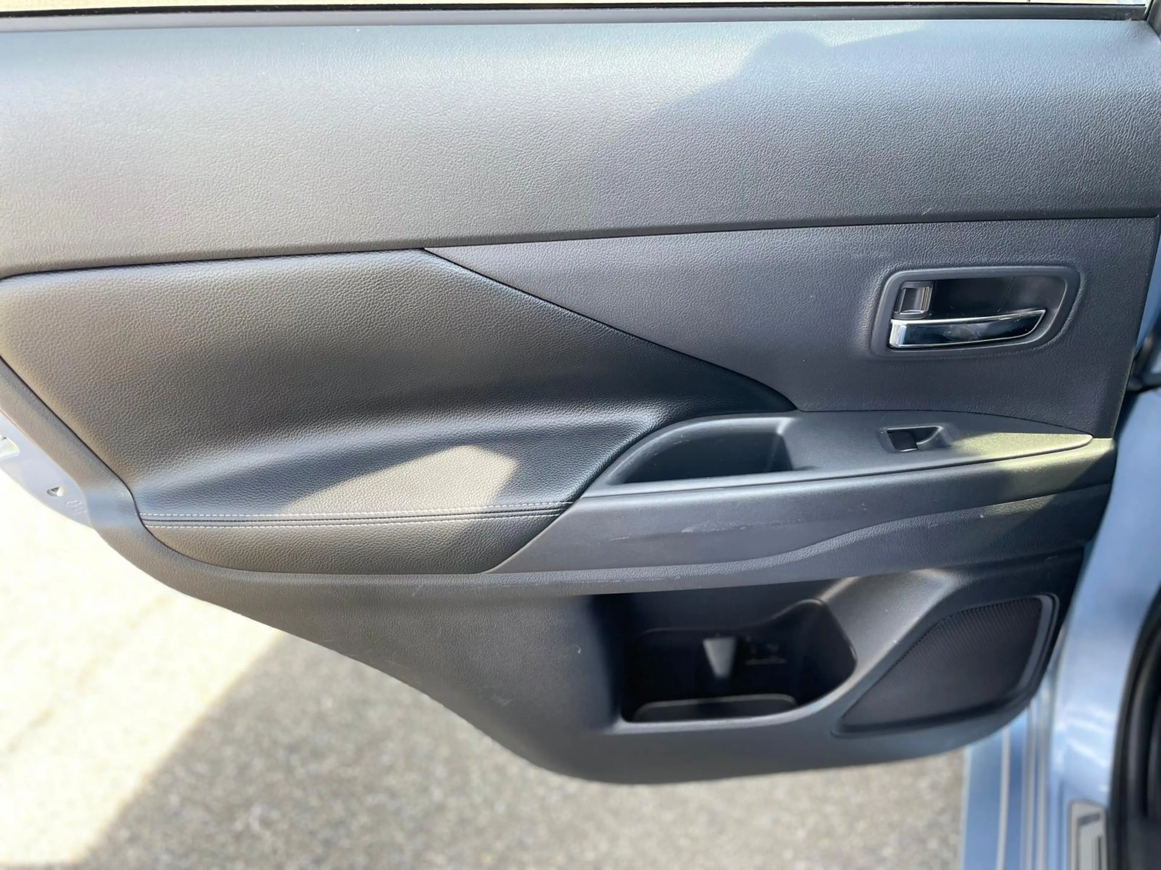 Mitsubishi Outlander 2.0 PHEV Instyle+ mooie staat|lage km stand| — photo 9