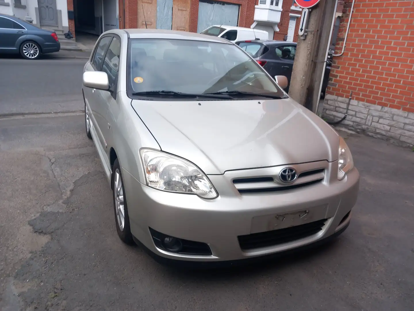 Toyota Corolla 1.4 Turbo D4D Linea Sol Pack Szürke - 1
