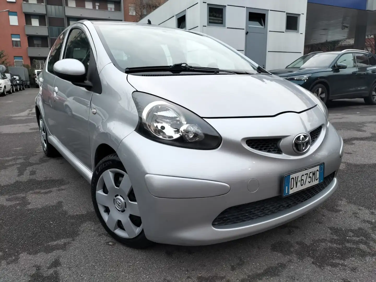 Toyota Aygo AUTOMATICA - Frizione nuova e tagliandata!!! Oro - 1
