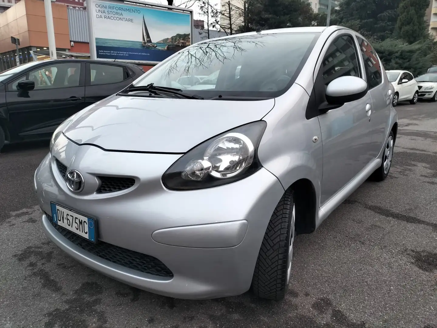 Toyota Aygo AUTOMATICA - Frizione nuova e tagliandata!!! Oro - 2