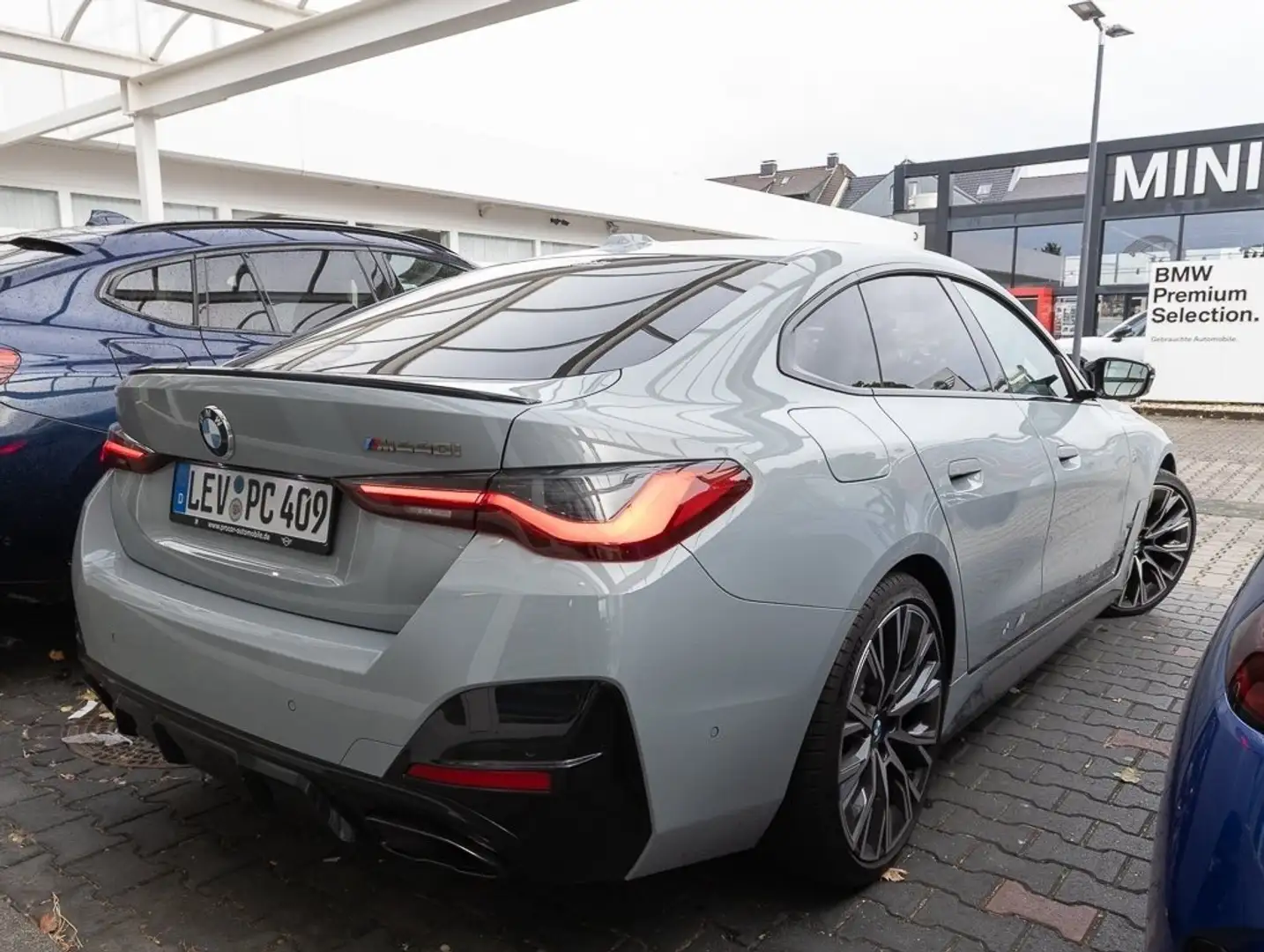 BMW 440 M440i xDrive Gran Coupé Sportpaket DAB Grau - 2