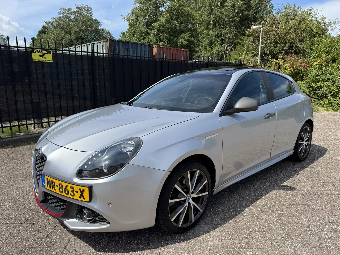 Alfa Romeo Giulietta 1.4 Turbo MultiAir Super Panorama/Bose/Leer/Stoelv Grijs - 1