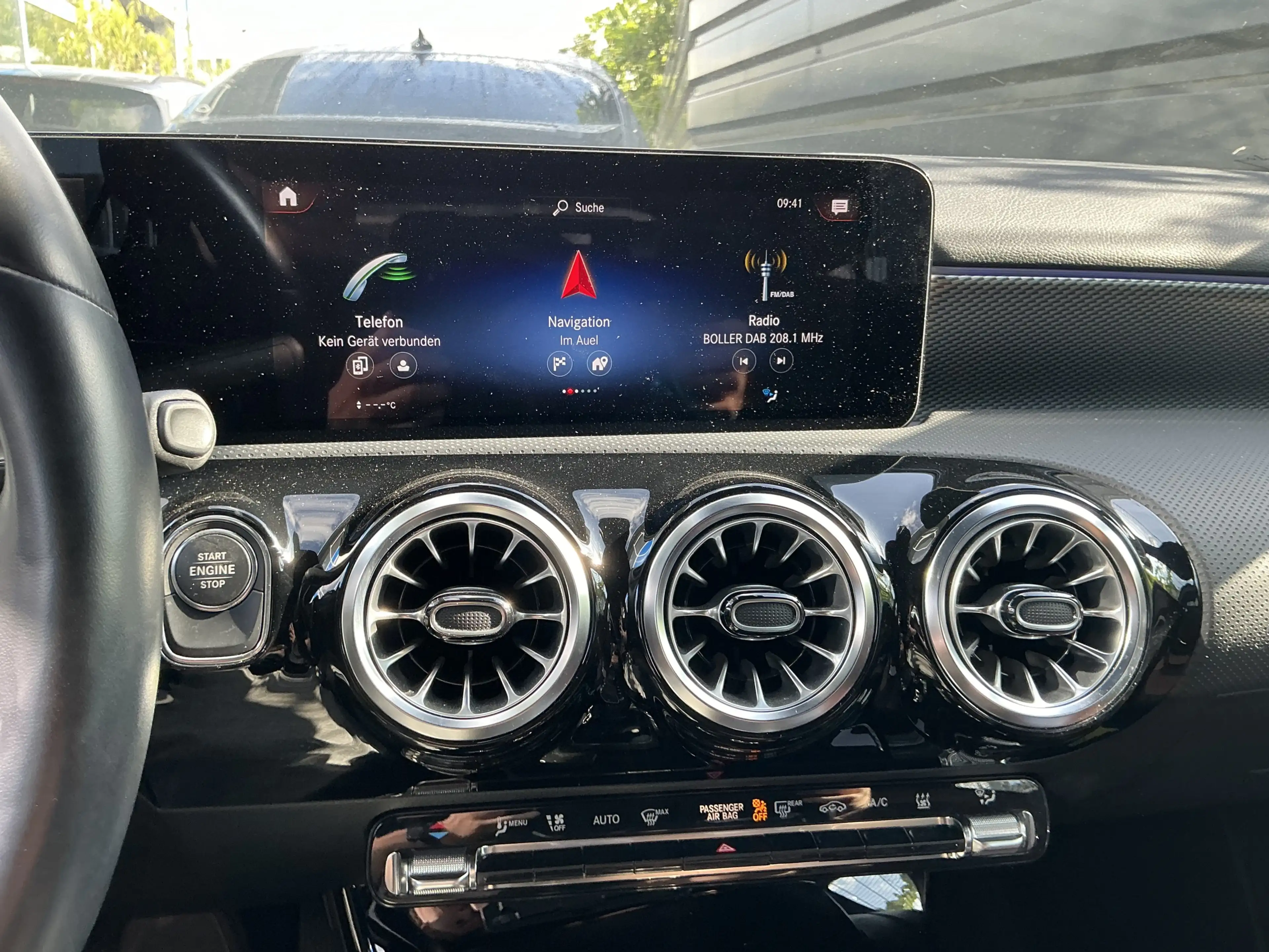 Mercedes-Benz A 250 e Advanced Teil-Leder R.Cam Navi LED SHZ — photo 7