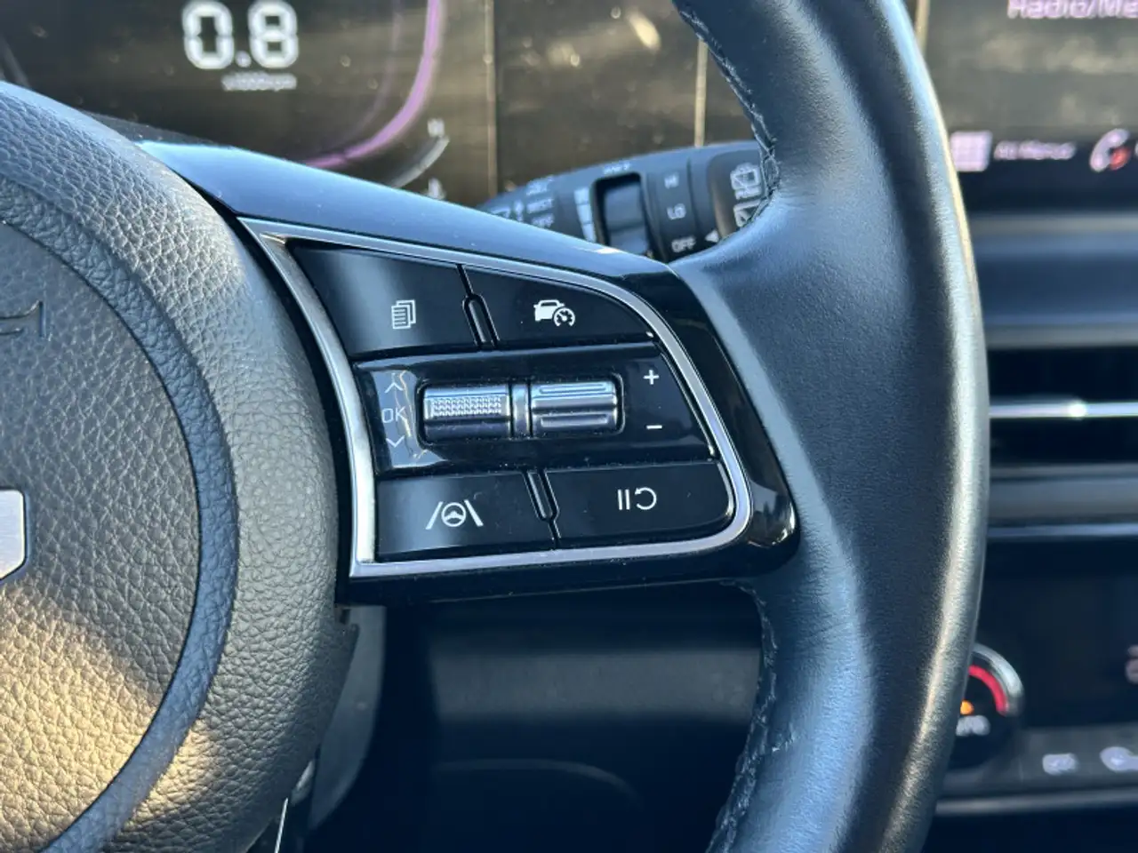Kia Seltos снимка Kia Seltos