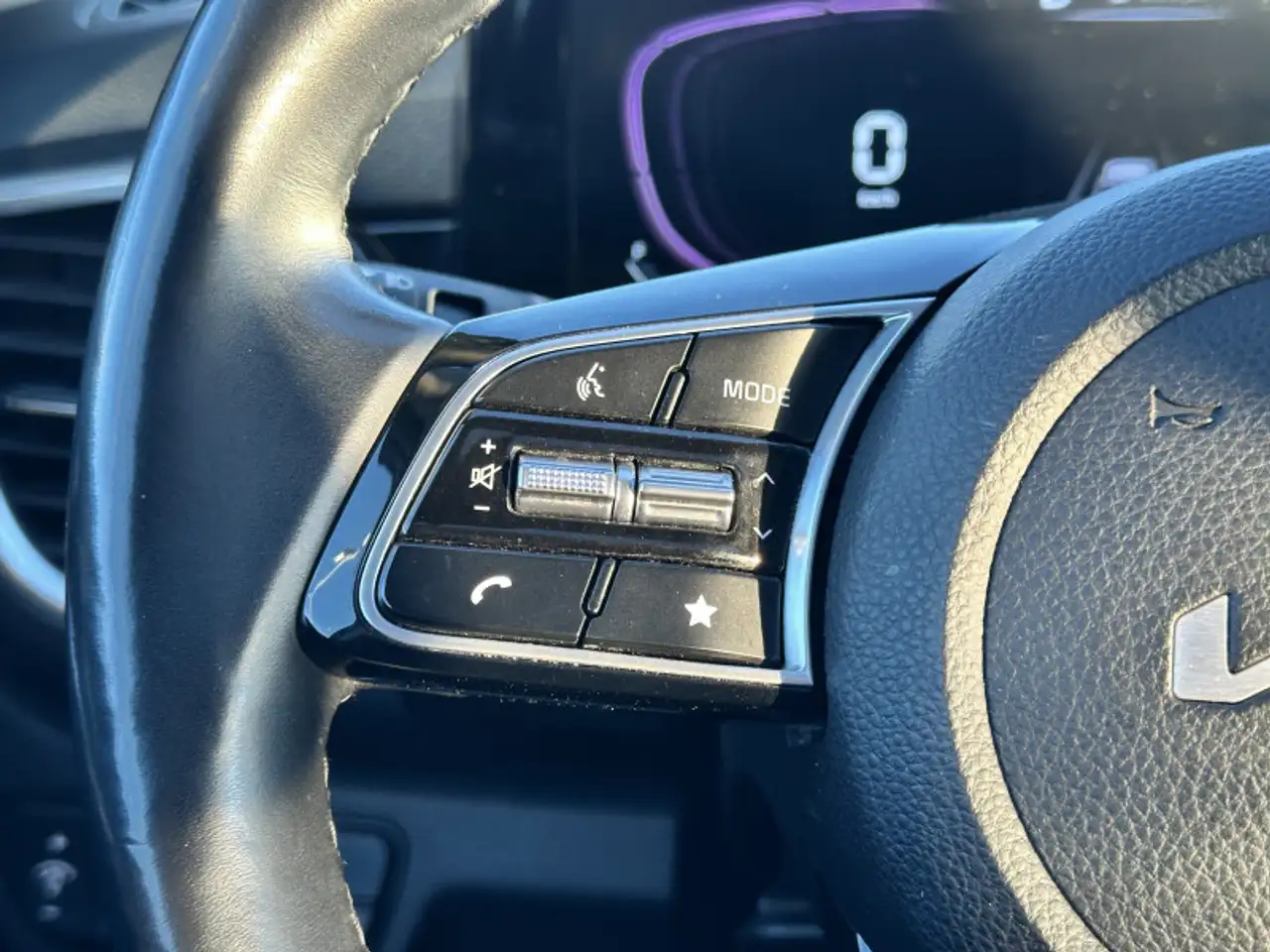 Kia Seltos снимка Kia Seltos