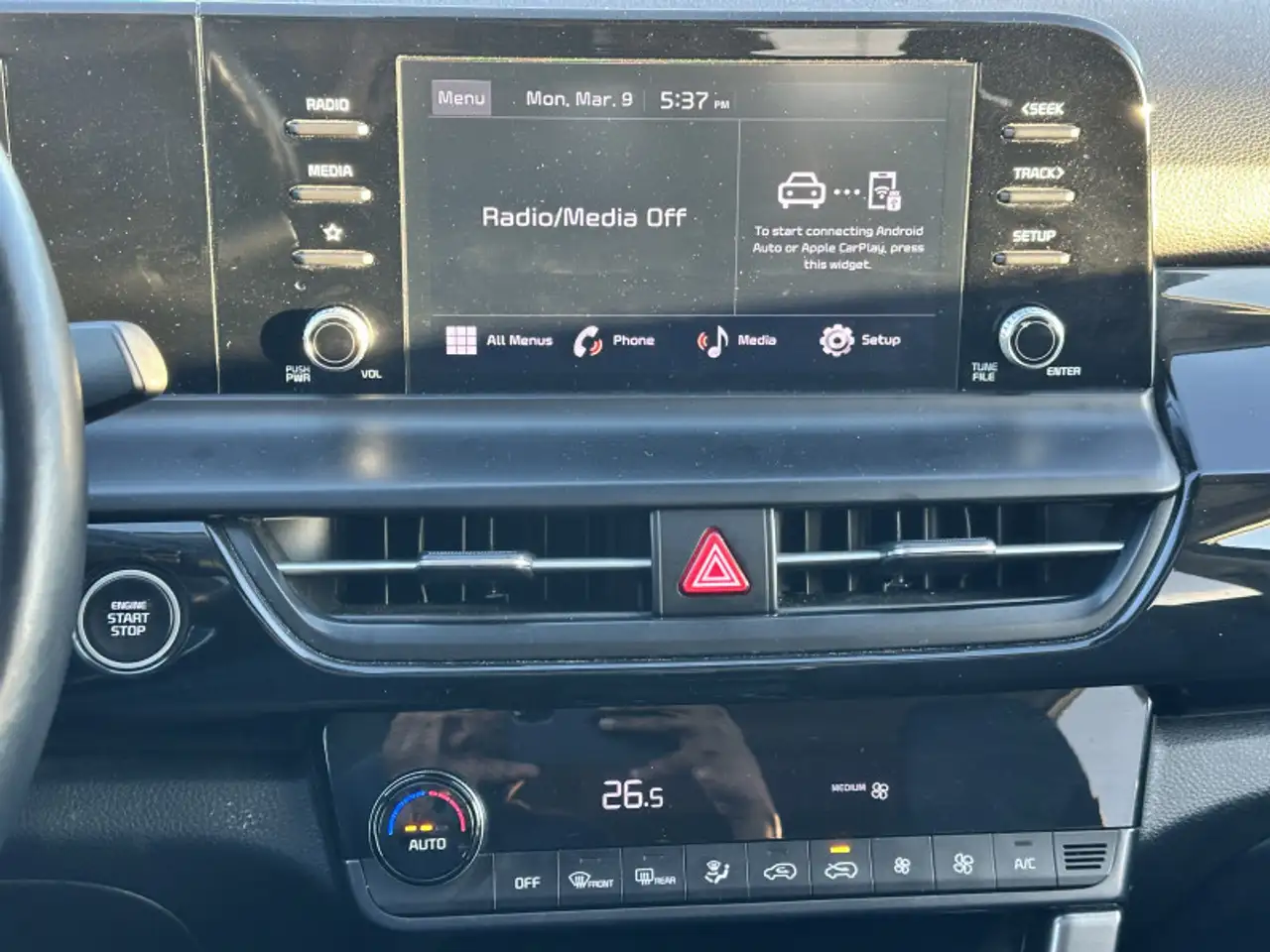 Kia Seltos снимка Kia Seltos
