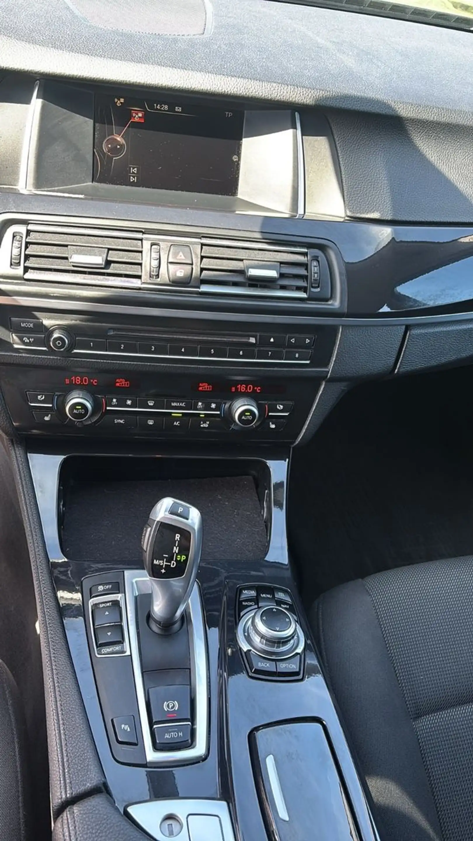 BMW 535 5er Limousine 535d 313ps — photo 12
