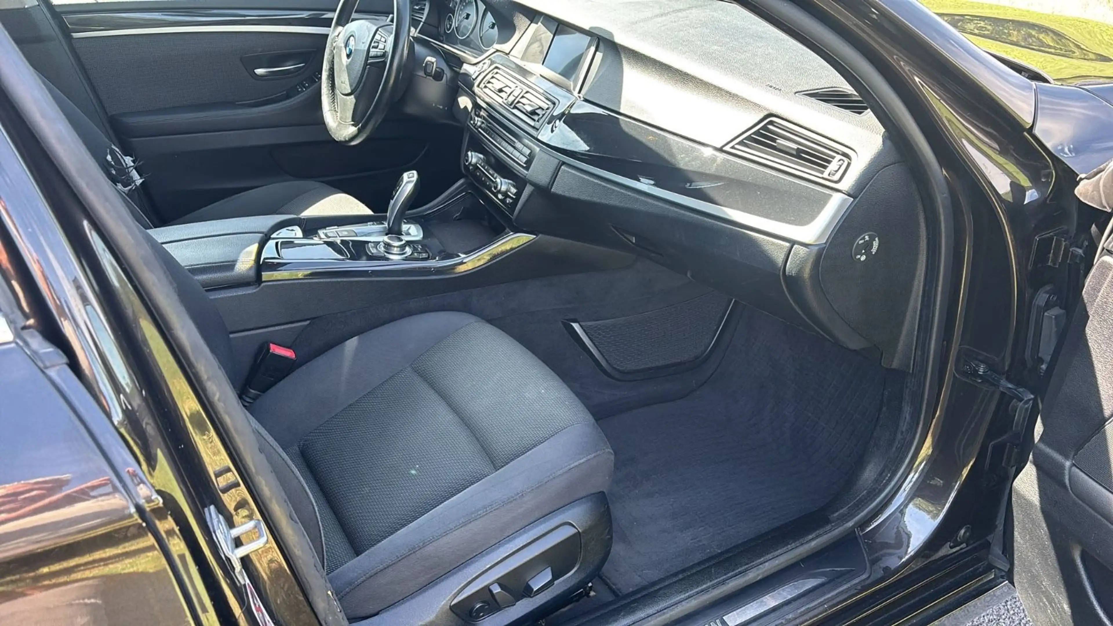 BMW 535 5er Limousine 535d 313ps — photo 10