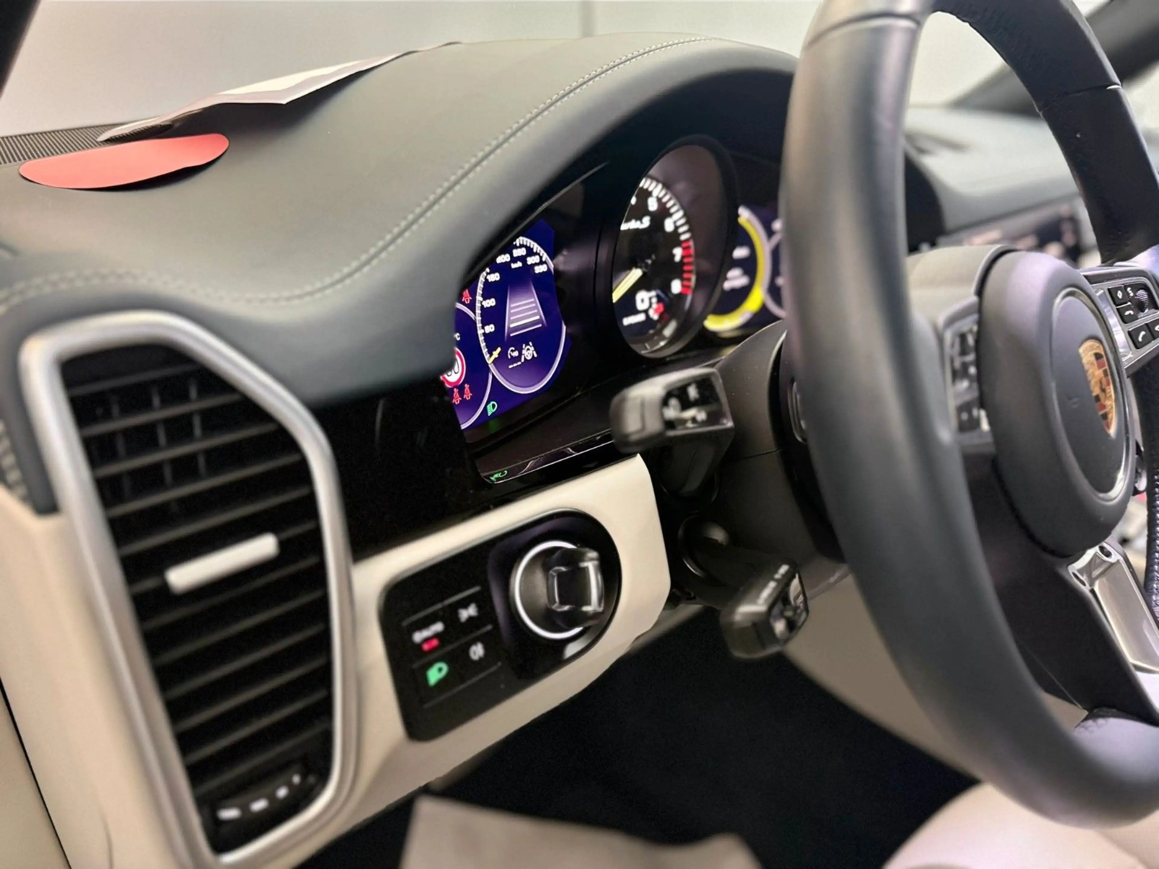 Porsche Cayenne Turbo S E-Hybrid*INNO*NACHTSICHT*SITZKLI — photo 15