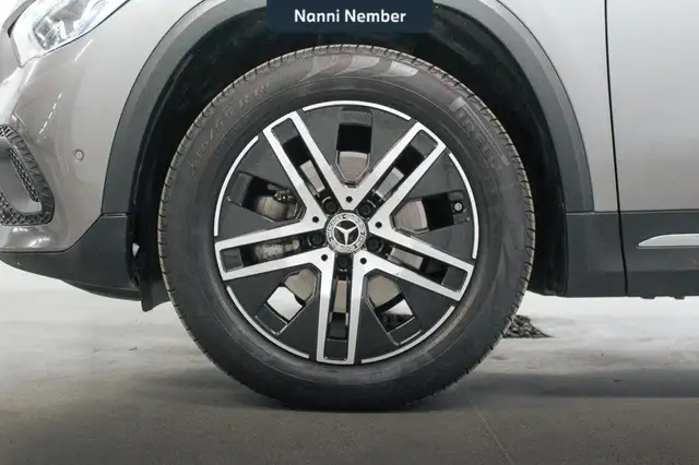 Mercedes-Benz Gla view 7