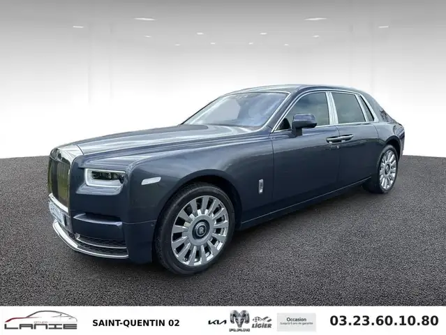Rolls-Royce Phantom 8