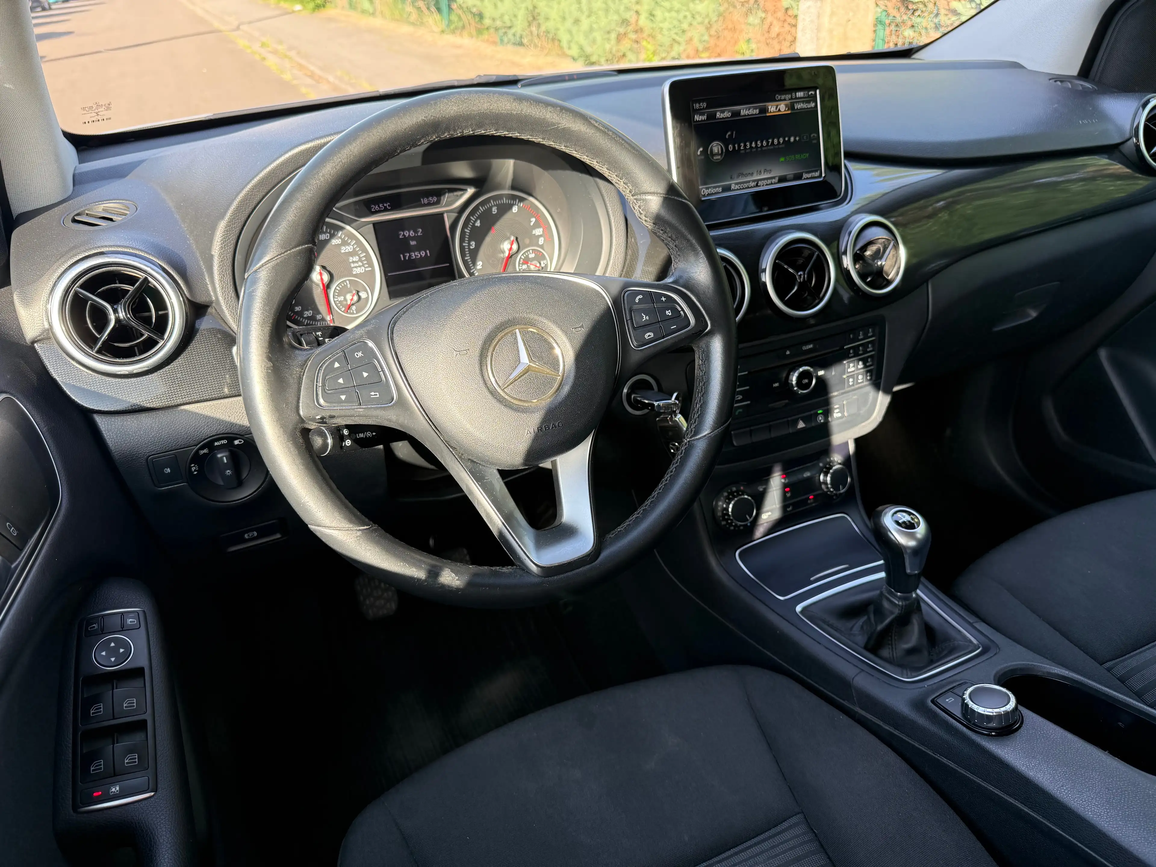 Mercedes-Benz B 160 AIRCO // NAVI // EURO6B // ETATNEUF — photo 10
