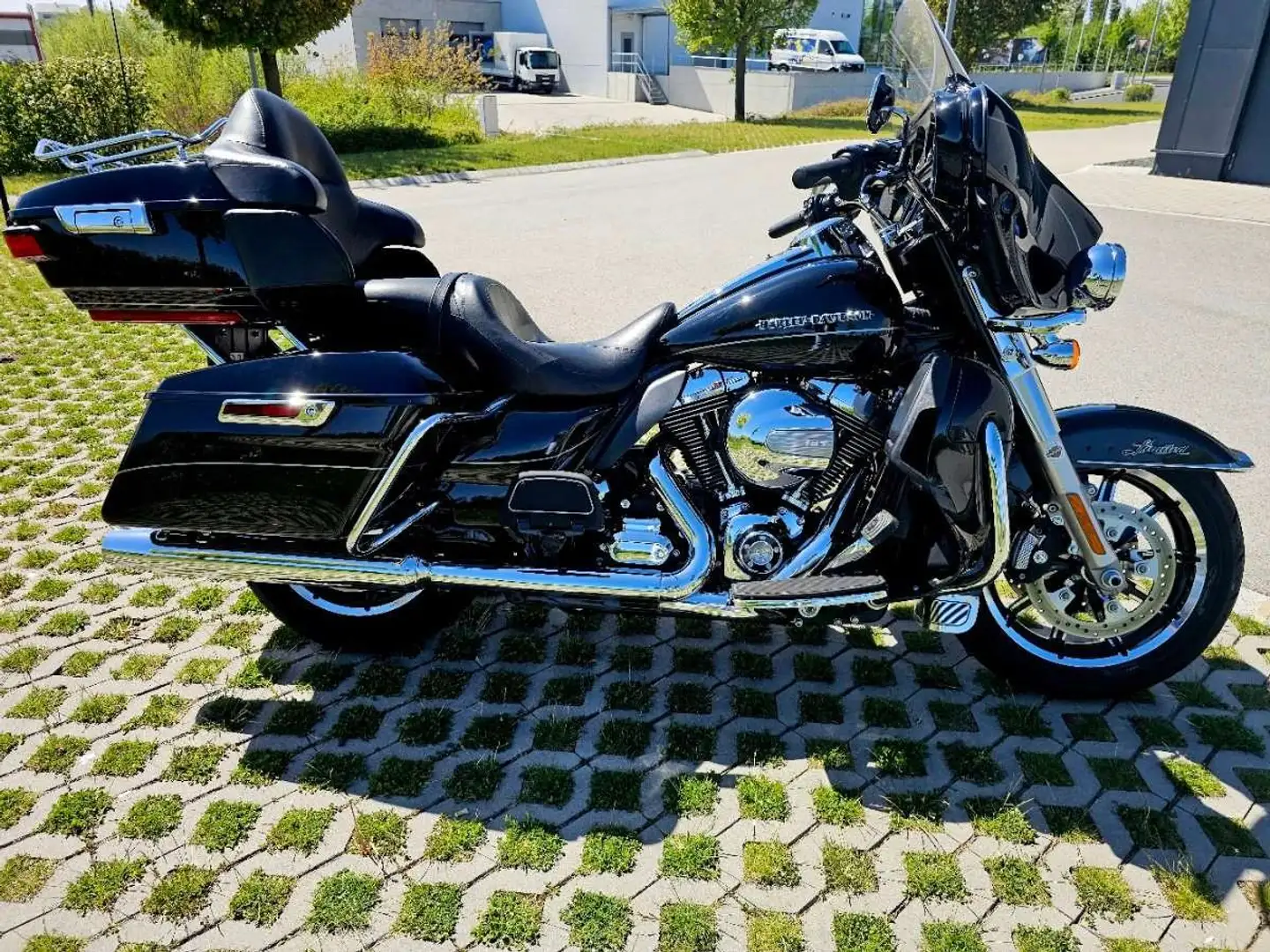 Harley-Davidson Electra Glide Negru - 1