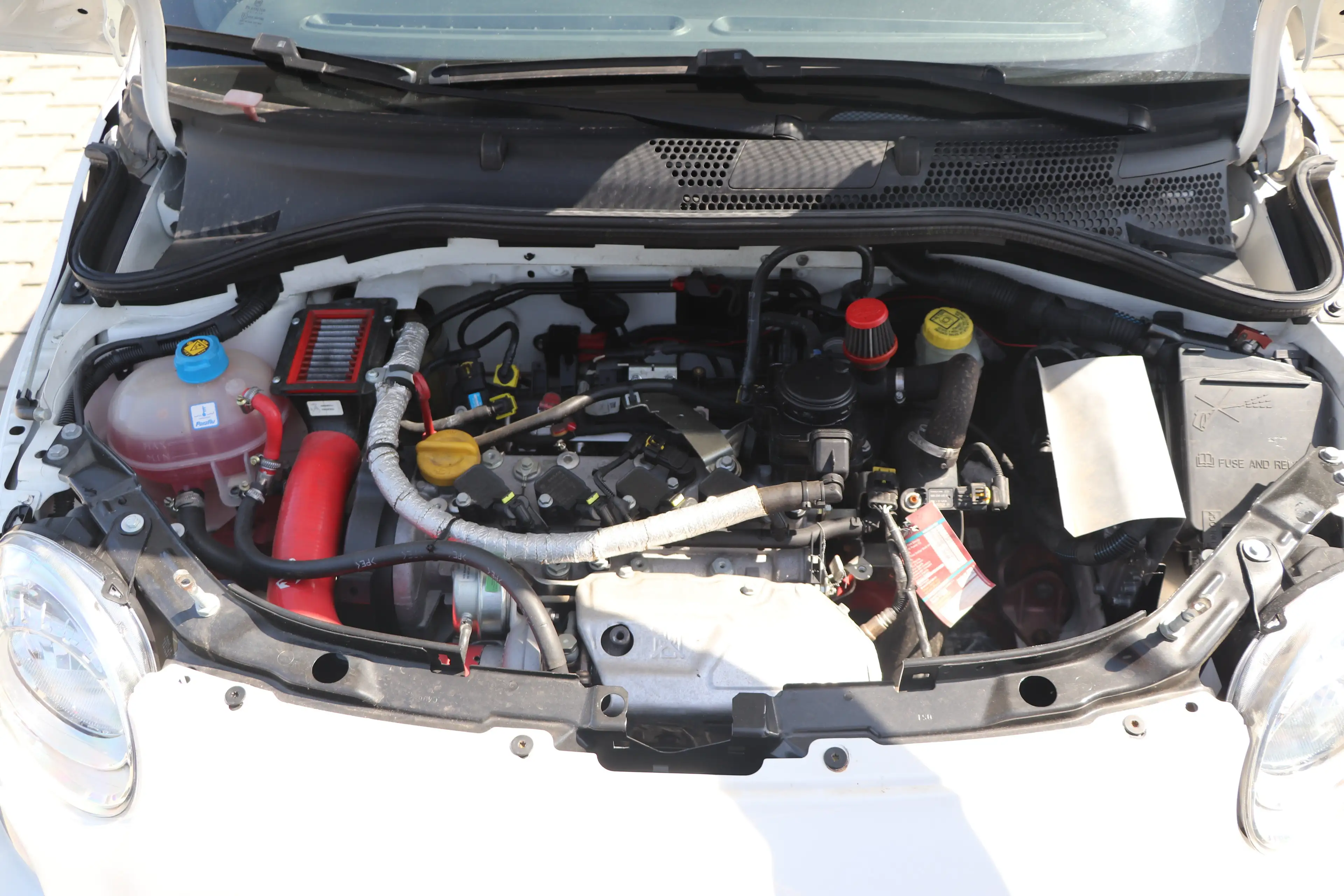 Abarth 500 Abarth Assetto Corse Straßenzulassung selten — photo 6