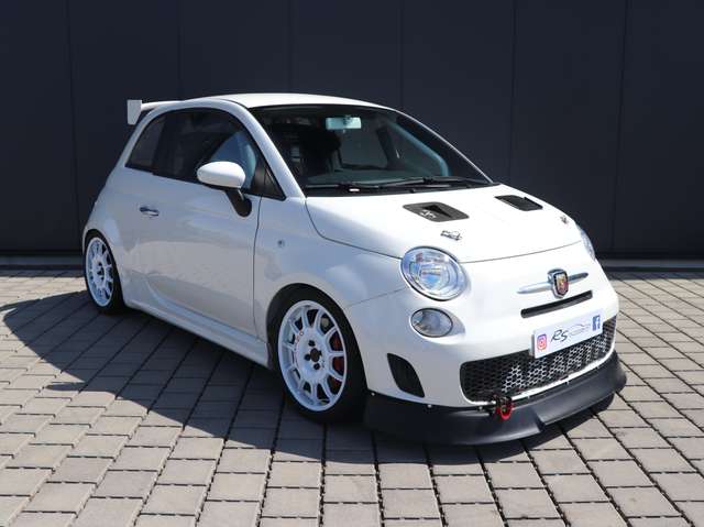 Imagine Abarth 500 Abarth Assetto Corse Straßenzulassung selten