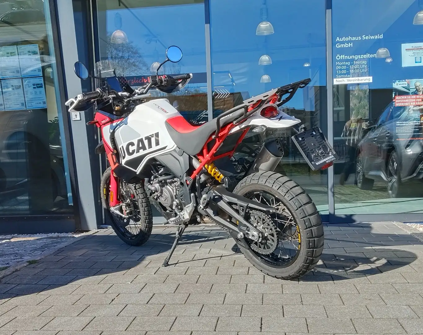 Ducati DesertX Rally Schwarz - 2