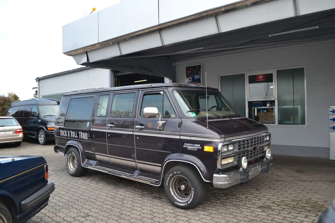 Chevrolet Chevy Van G20 low top 5,7 V8, foto 1
