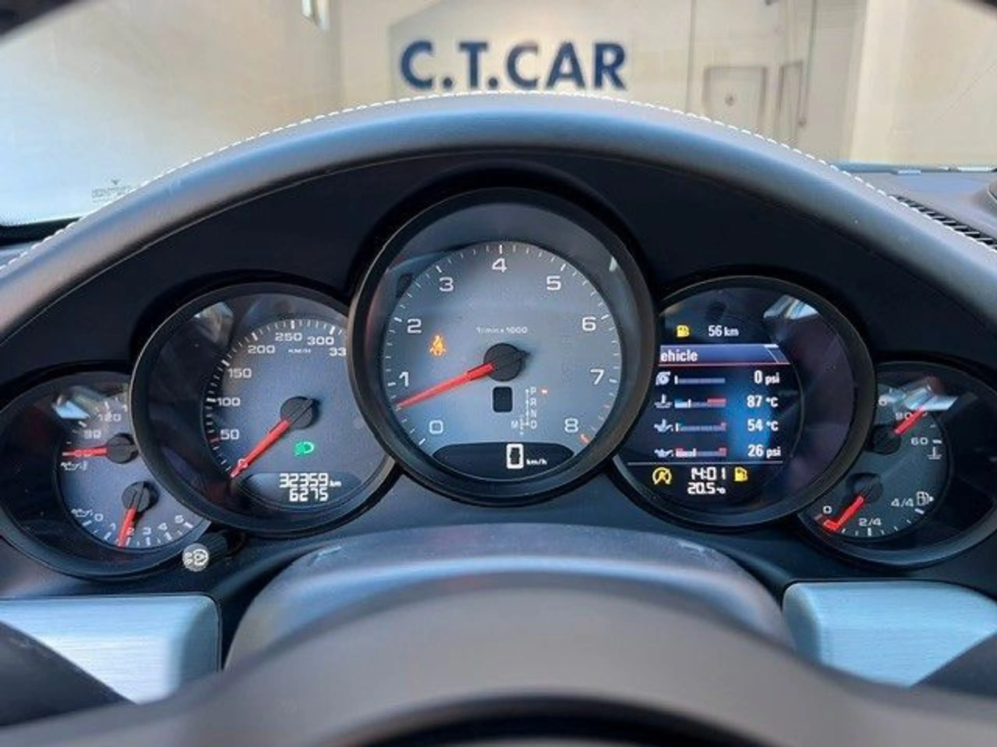 Porsche 991 911 Carrera 4 S - panorama - VOLL — photo 13