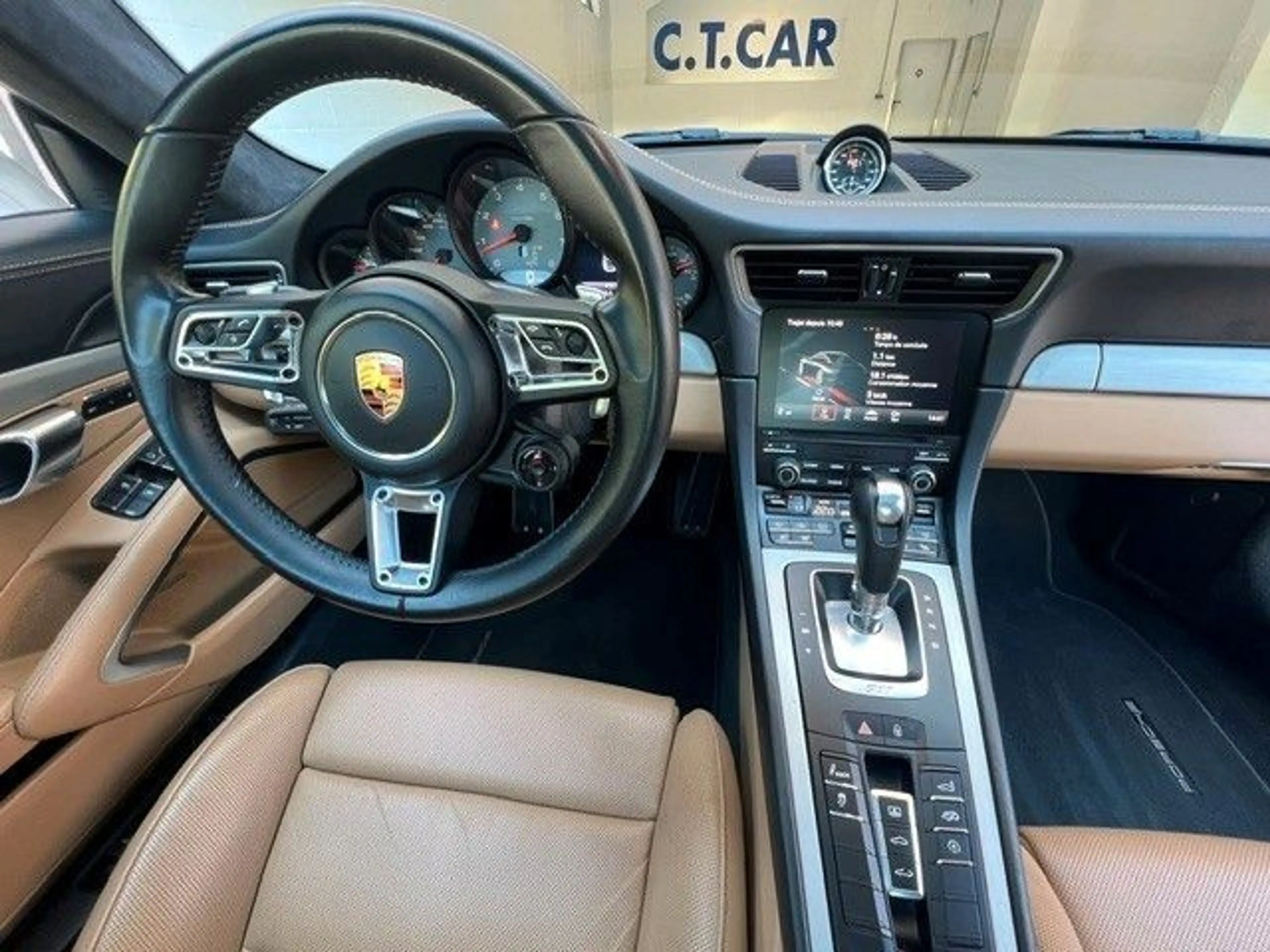 Porsche 991 911 Carrera 4 S - panorama - VOLL — photo 8