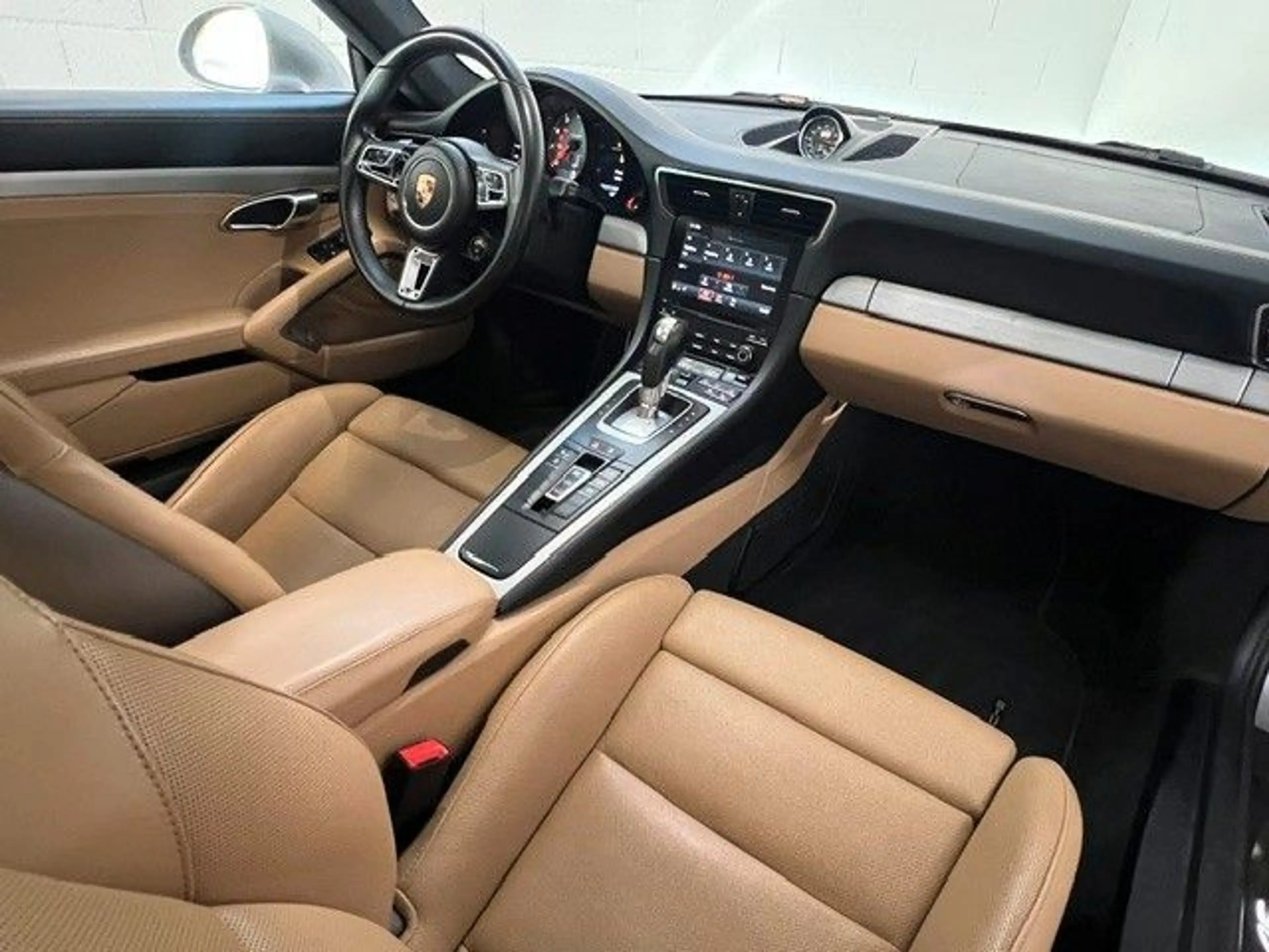 Porsche 991 911 Carrera 4 S - panorama - VOLL — photo 11