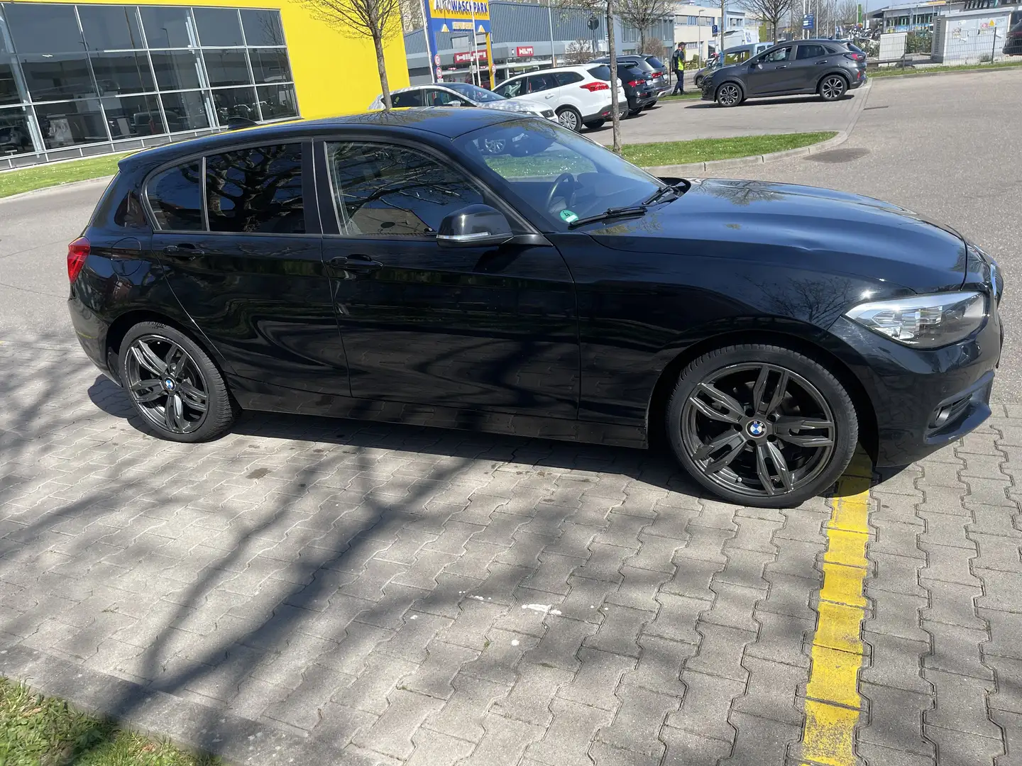 BMW 118 118d Aut. - 1