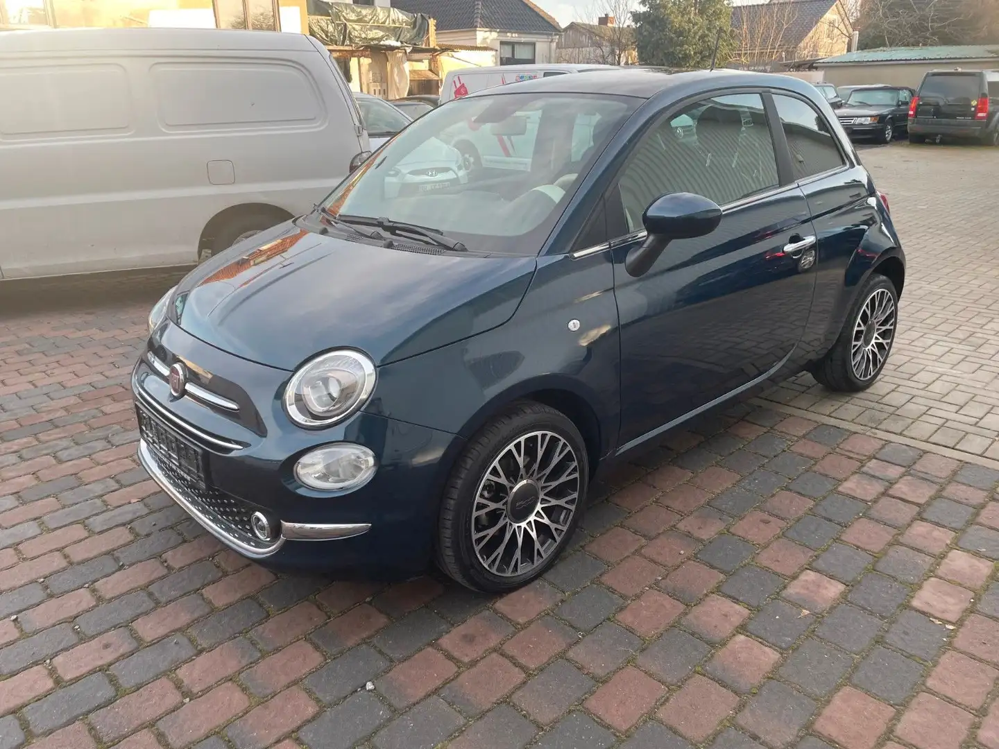 Fiat 500 Dolcevita Mild-Hybrid, DAB, PDC Grün - 1