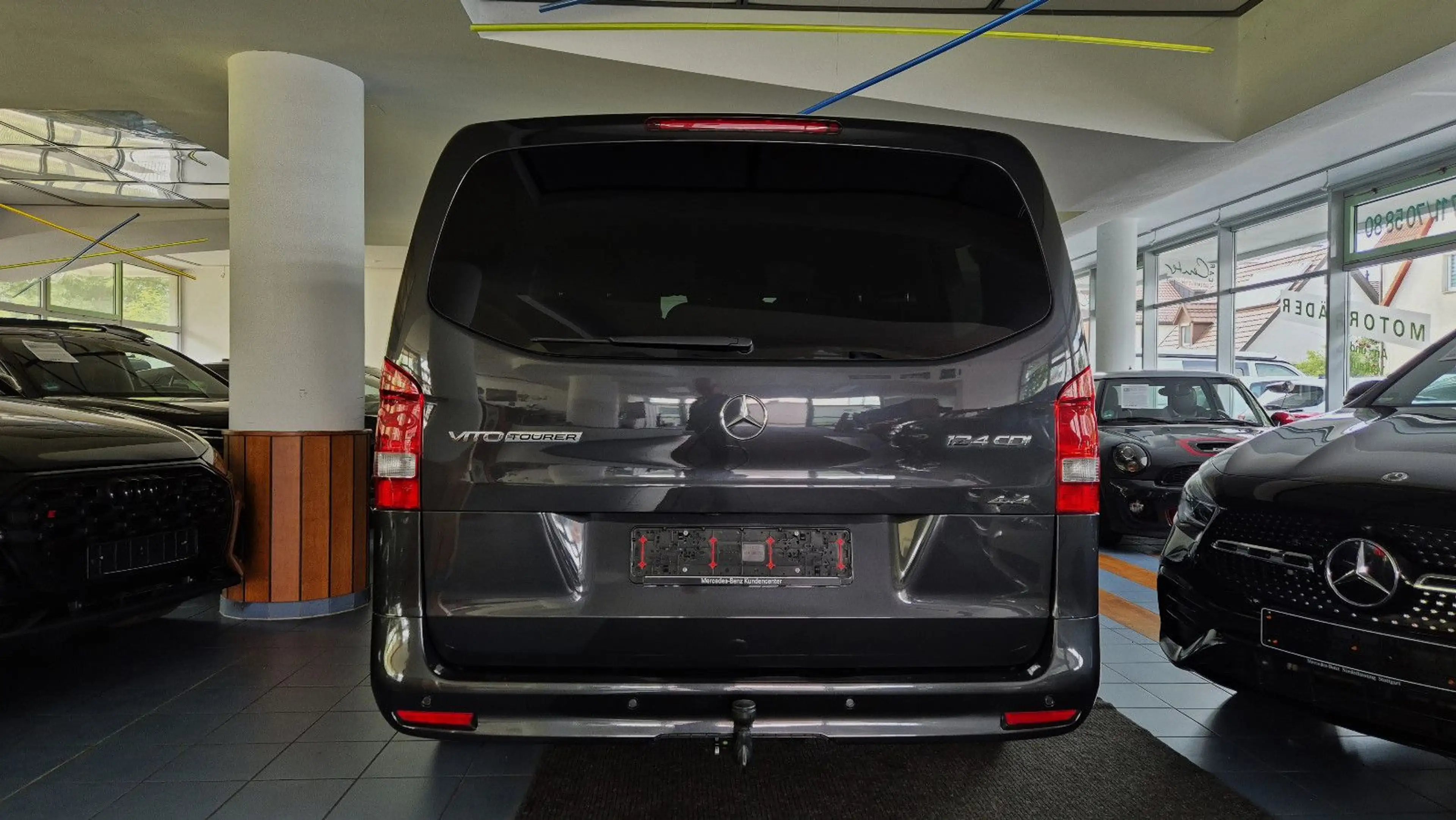 Mercedes-Benz Vito CDI Edition 4x4 lang/19"/ACC/AHK/RFK/Standh — photo 5