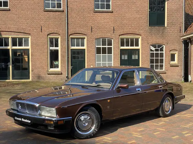 Jaguar XJ40 Daimler 4.0 INSIGNIA UITVOERING, UNIEK!