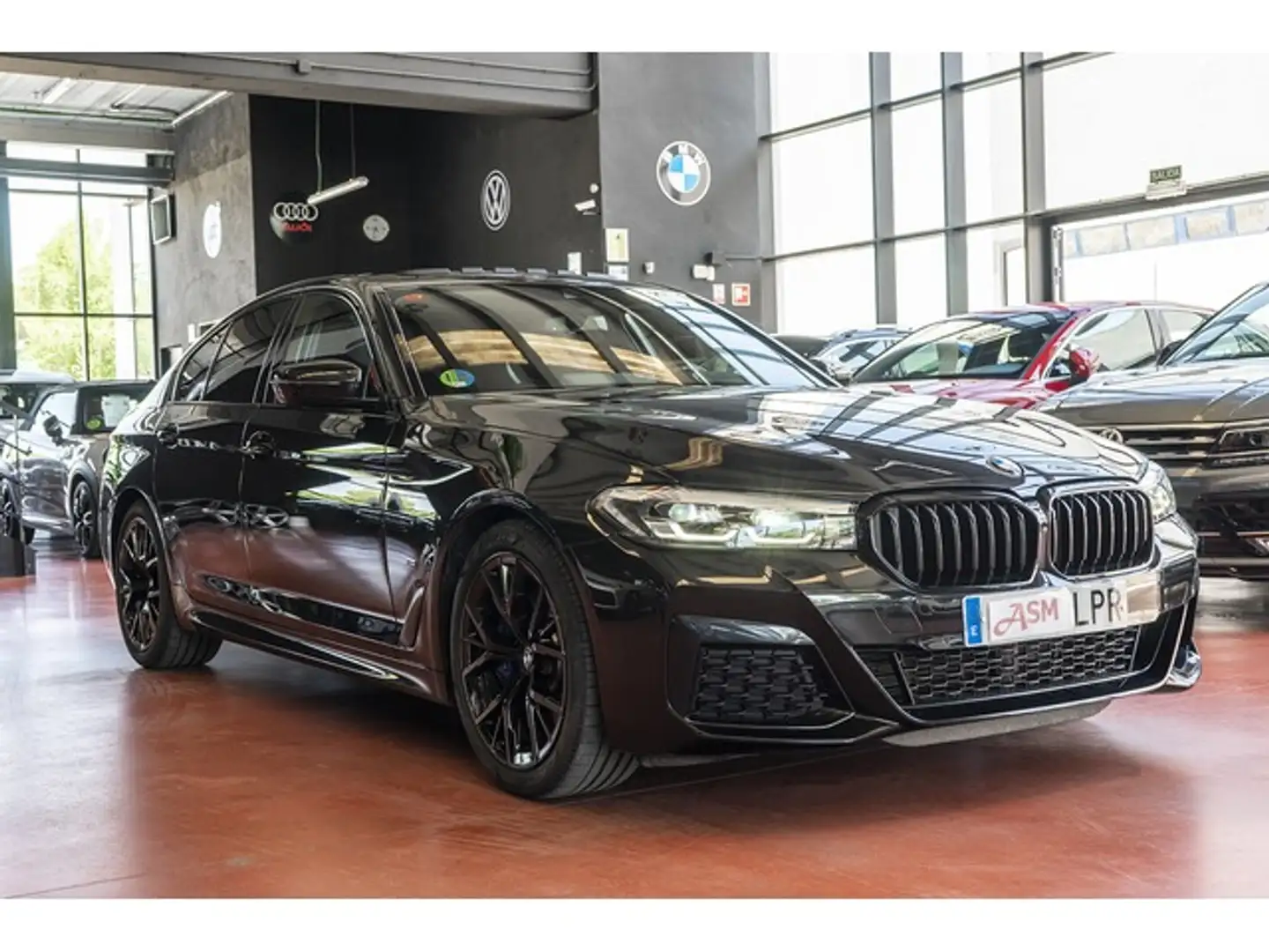 BMW 530 530iA Noir - 2