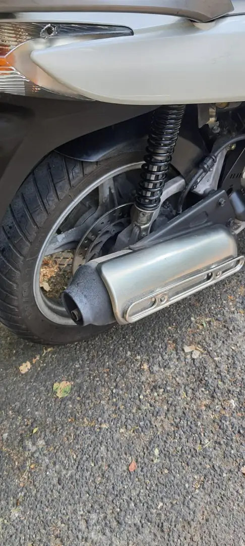 Honda SH 150i bauletto, parabrezza e tucano compresi - 2