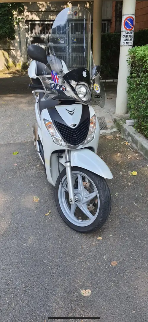 Honda SH 150i bauletto, parabrezza e tucano compresi - 1