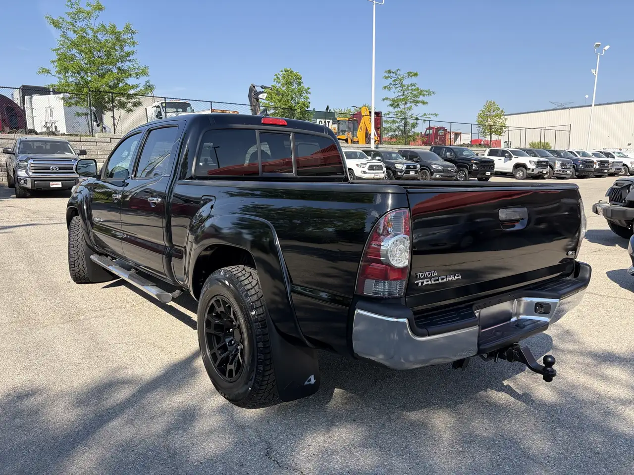 Toyota Tacoma снимка Toyota Tacoma