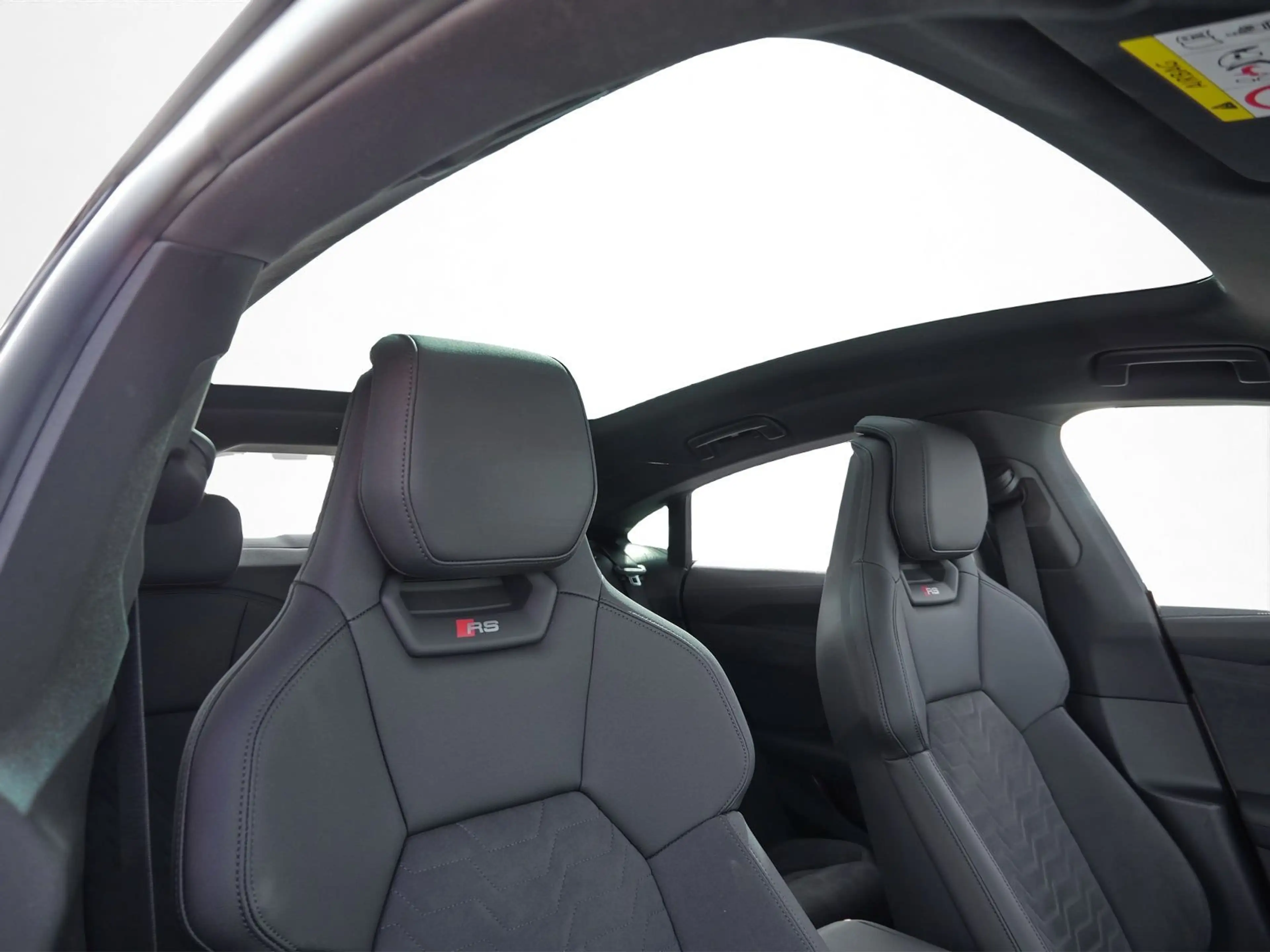 Audi RS e-tron GT quattro 440 kW 464km/WLTP*Air*Pano* — photo 11