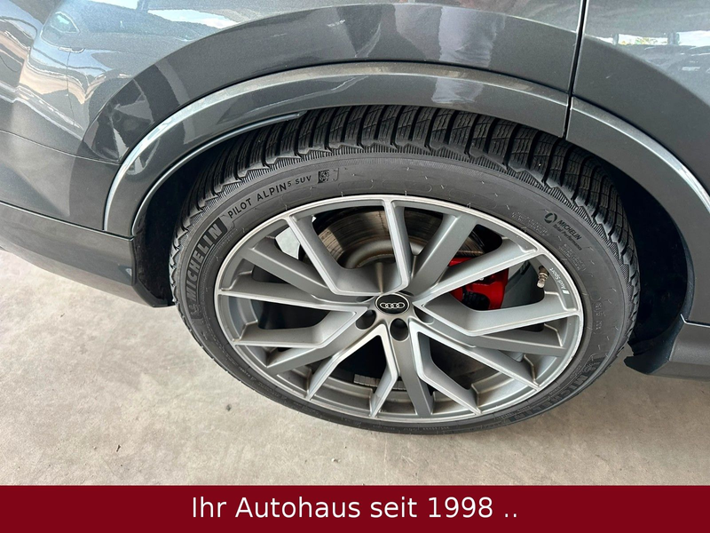 Audi Q7 55 TFSI qu. 7-SITZE S-Line competition plus — photo 4
