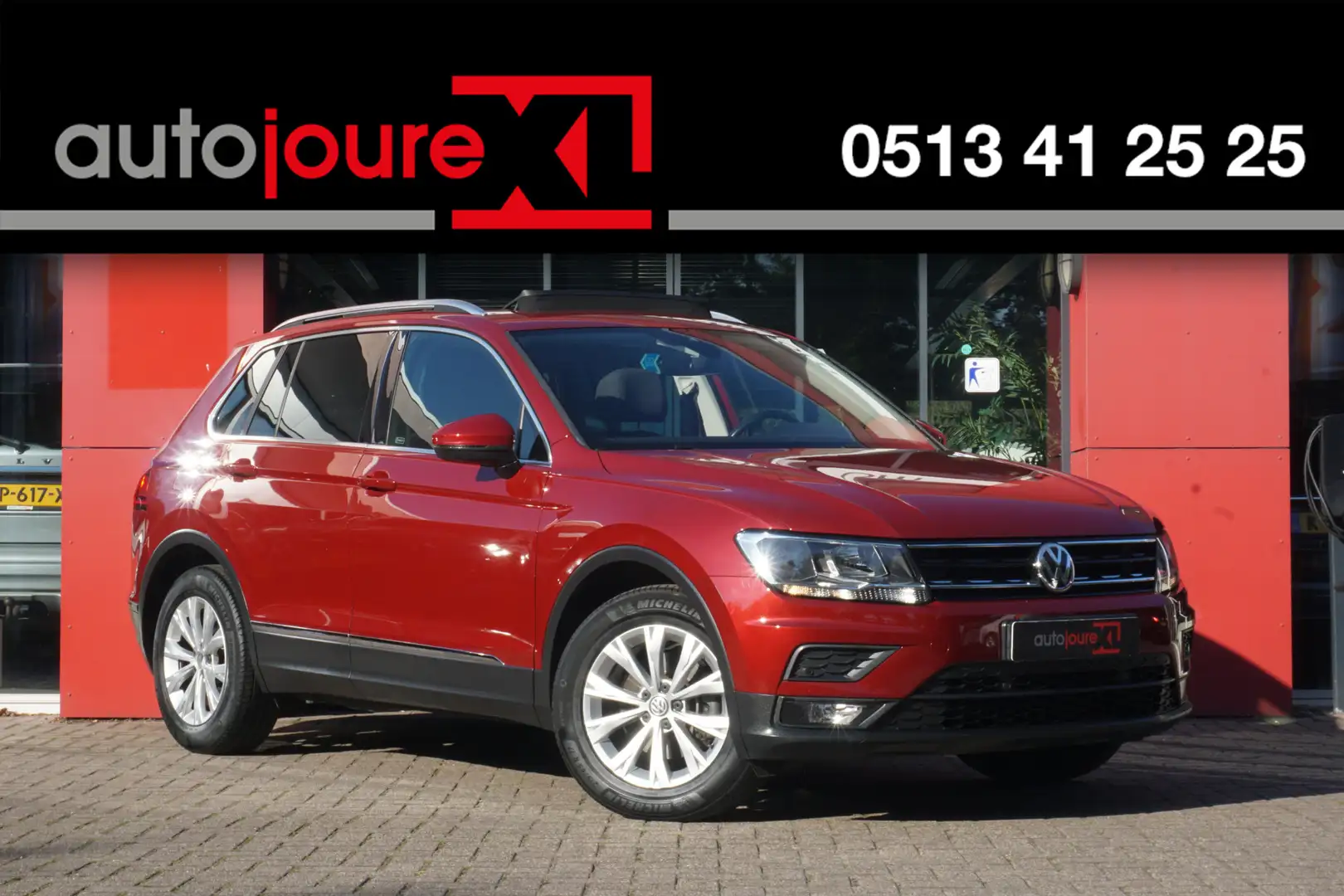 Volkswagen Tiguan 1.4 TSI Comfortline Business | Origineel NL | Pano Rouge - 1