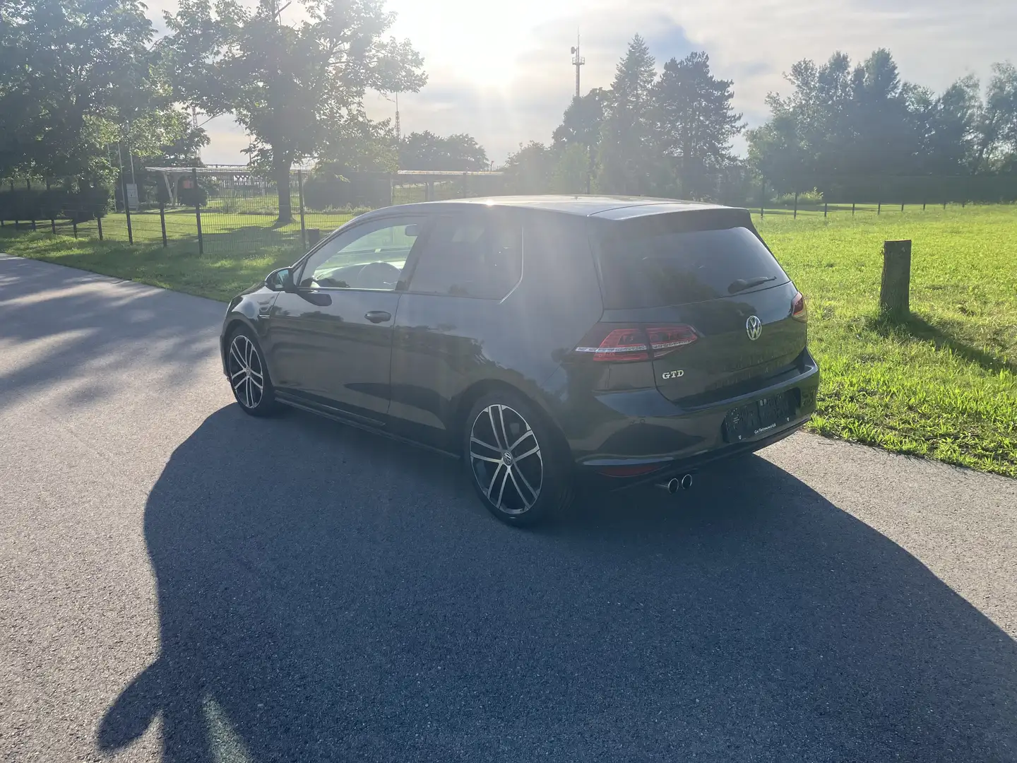 Volkswagen Golf GTD 2,0 TDI Grau - 2