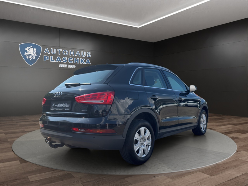 Audi Q3 2.0 TDI Quattro Basis NAVI*AHK*SHZ Klima Xenon — photo 5