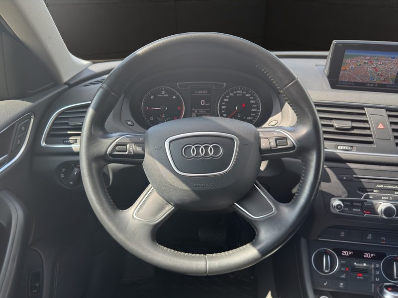 Audi Q3 2.0 TDI Quattro Basis NAVI*AHK*SHZ Klima Xenon — photo 14