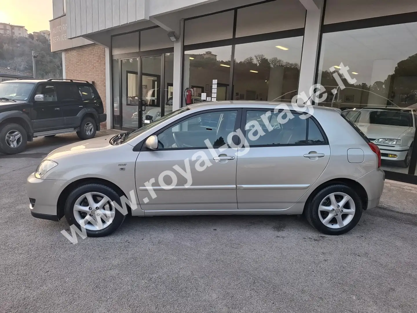 Toyota Corolla 1.4 D-4D M-MT 5p Sol (UNIPROPR.) RICONDIZIONATA Silber - 2