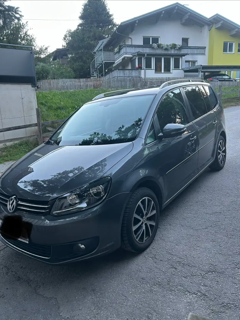 Volkswagen Touran Touran Comfortline 1,6 BMT TDI DPF Comfortline Grau - 1