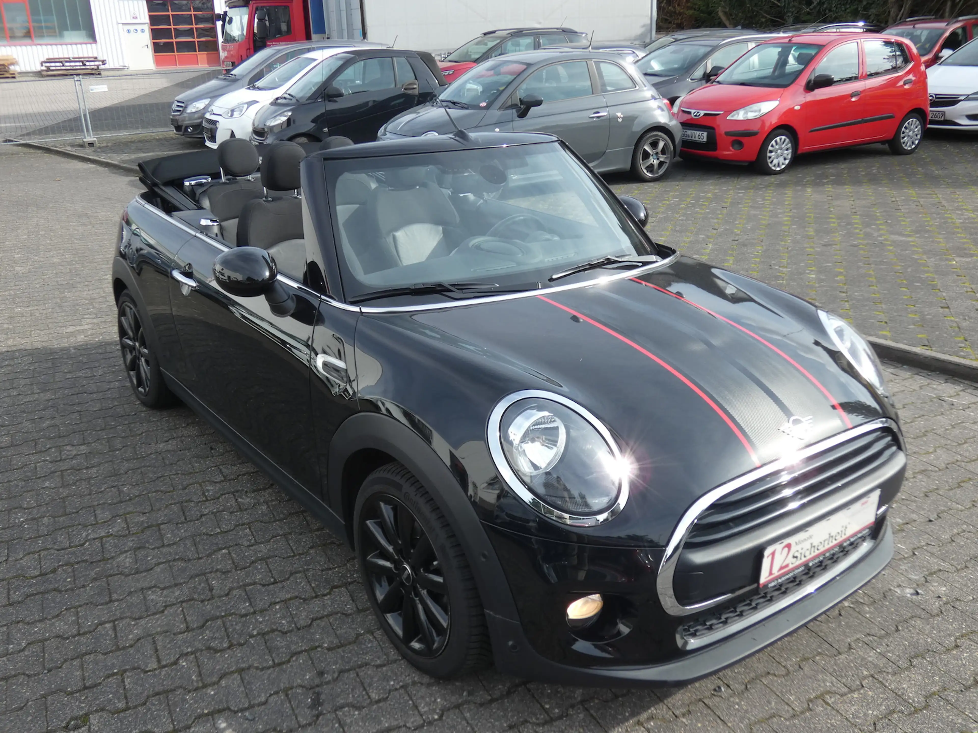 MINI One Cabrio *KLIMA*ALU*PDC*NAVI* — photo 11