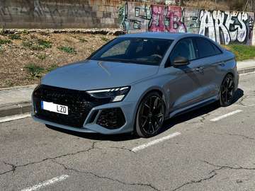RS3 Sedán quattro S tronic